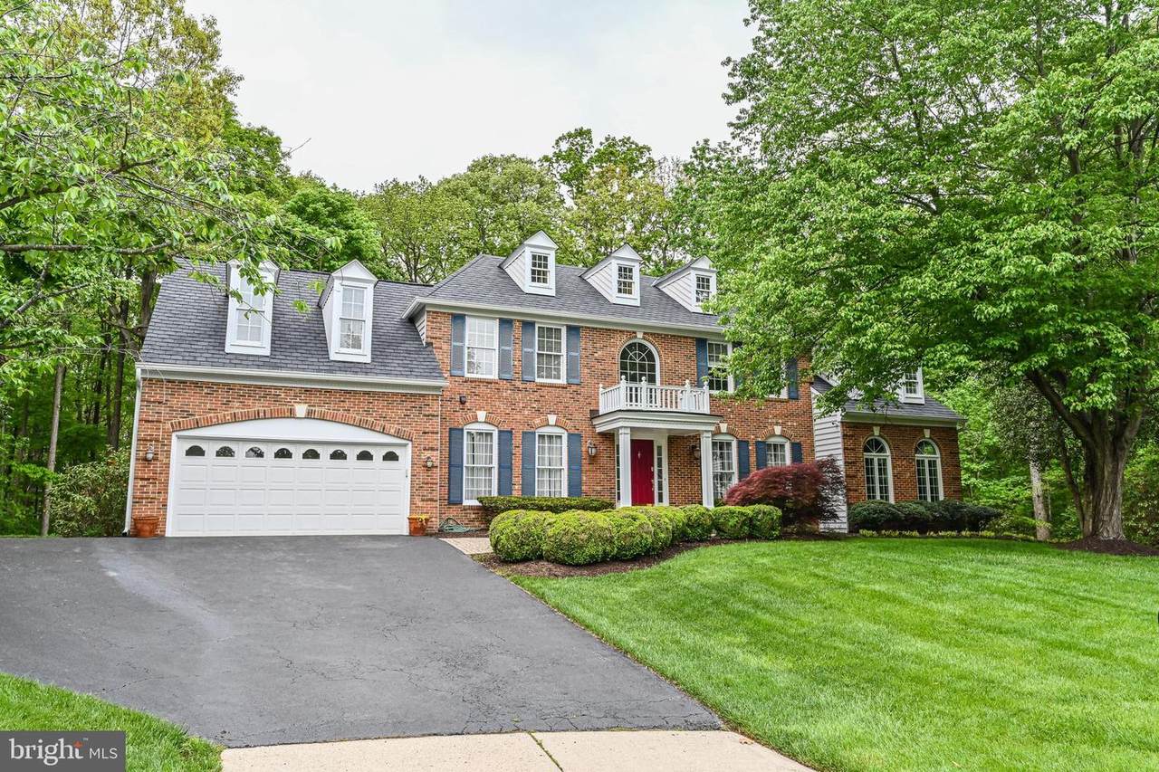8439 Lake Mist Way - Photo 1