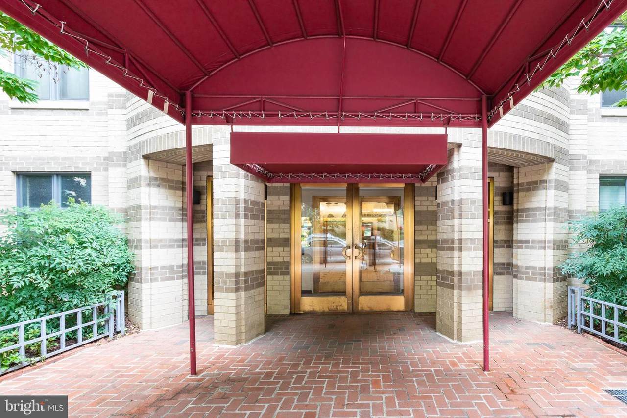 1401 17TH Street - Photo 1