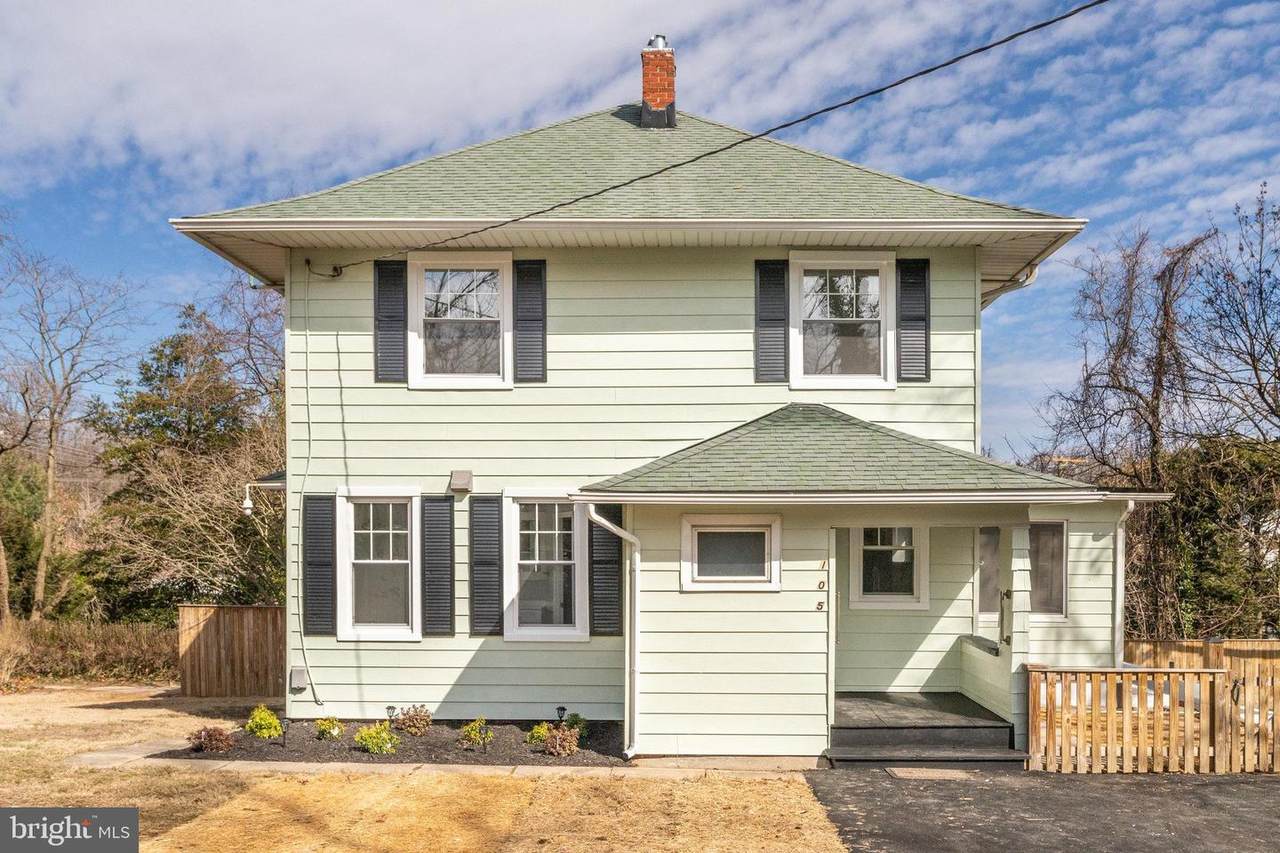 105 Maple Road - Photo 1