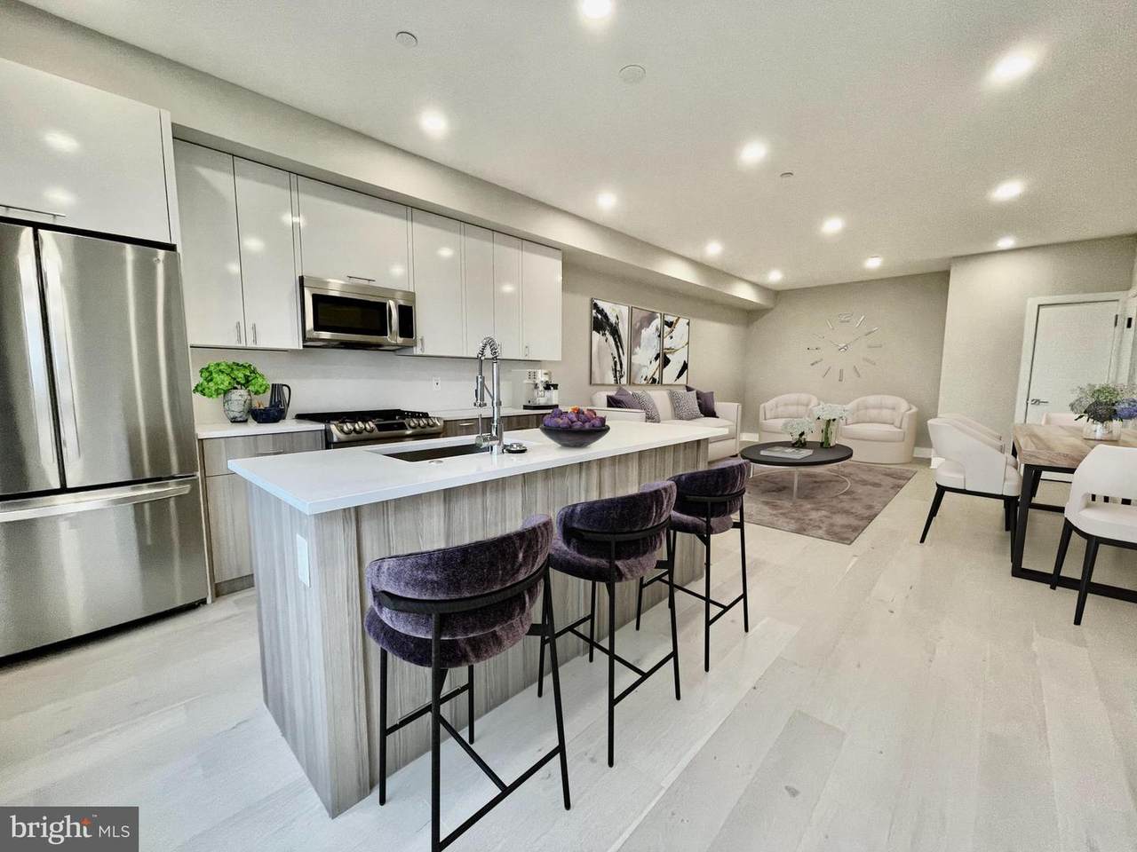812 18TH Street - Photo 1