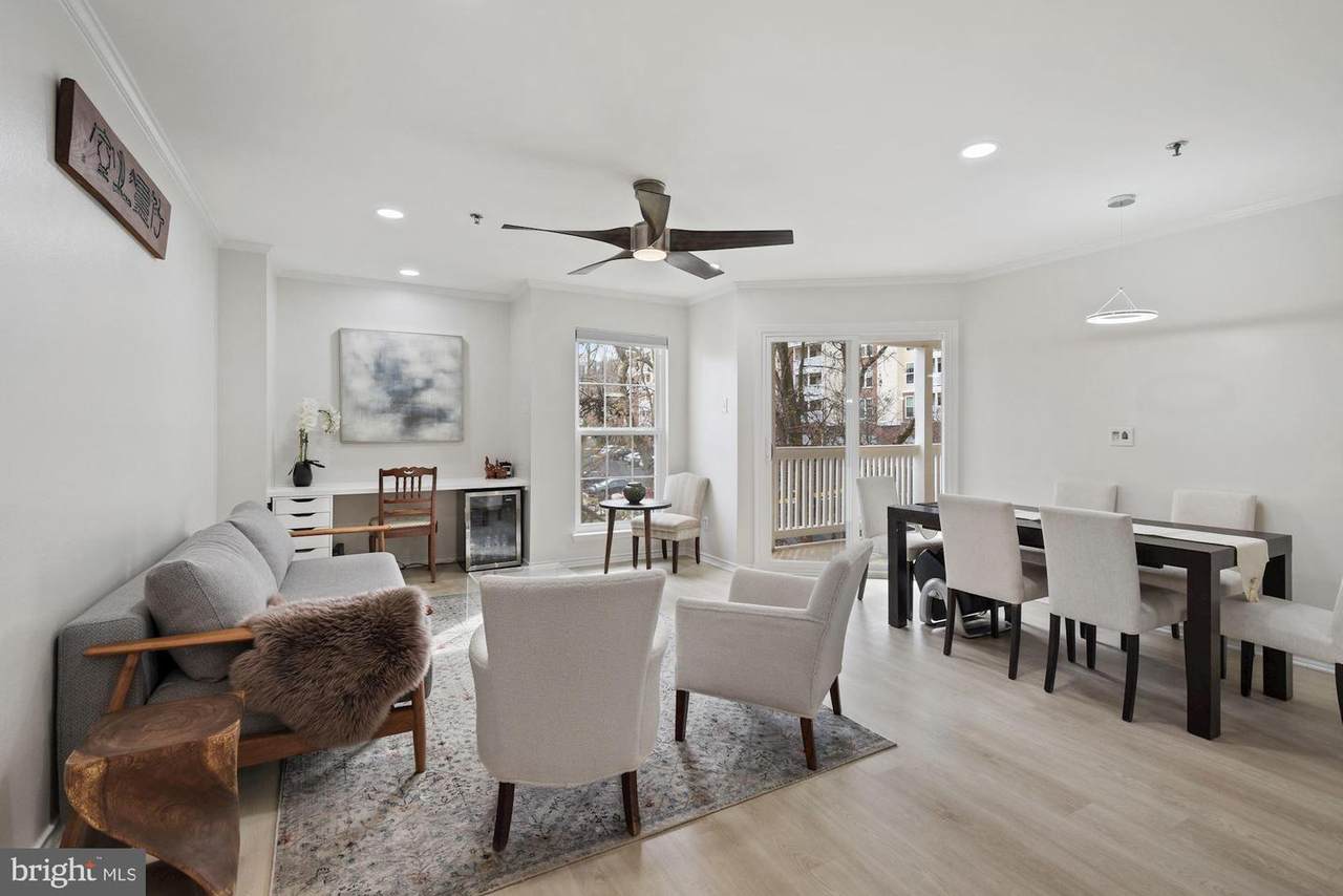 1504 Lincoln Way - Photo 1