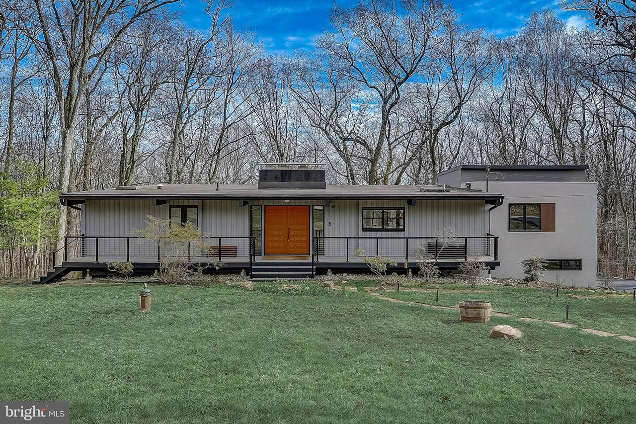 1390 Horseshoe Trail - Photo 1