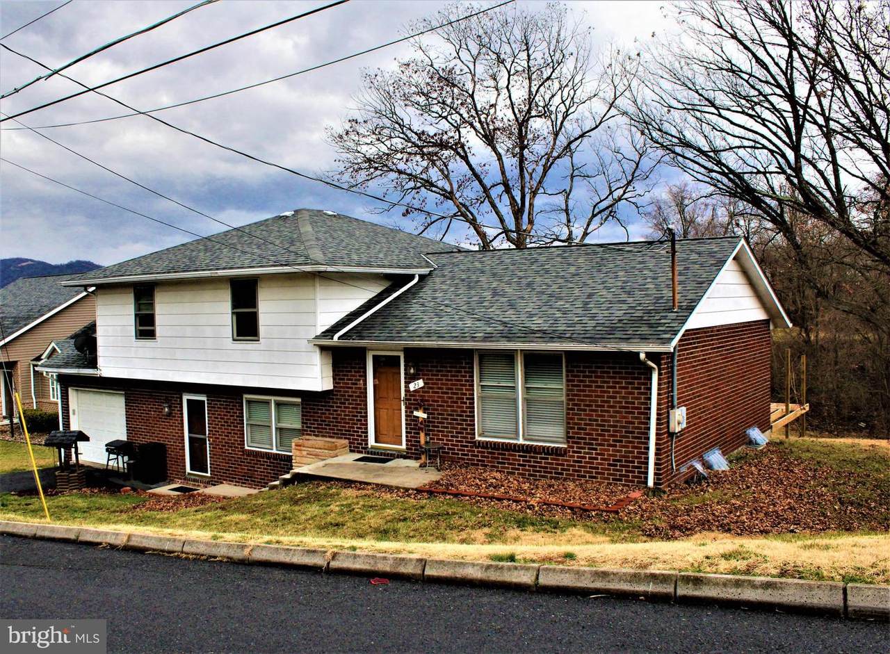 23 Beechwood Drive - Photo 1