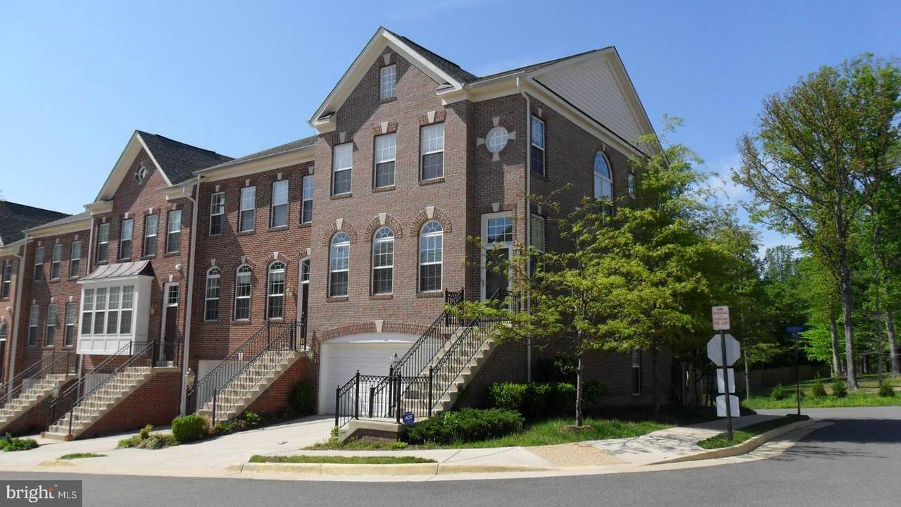 8232 Gunston Commons Way - Photo 1