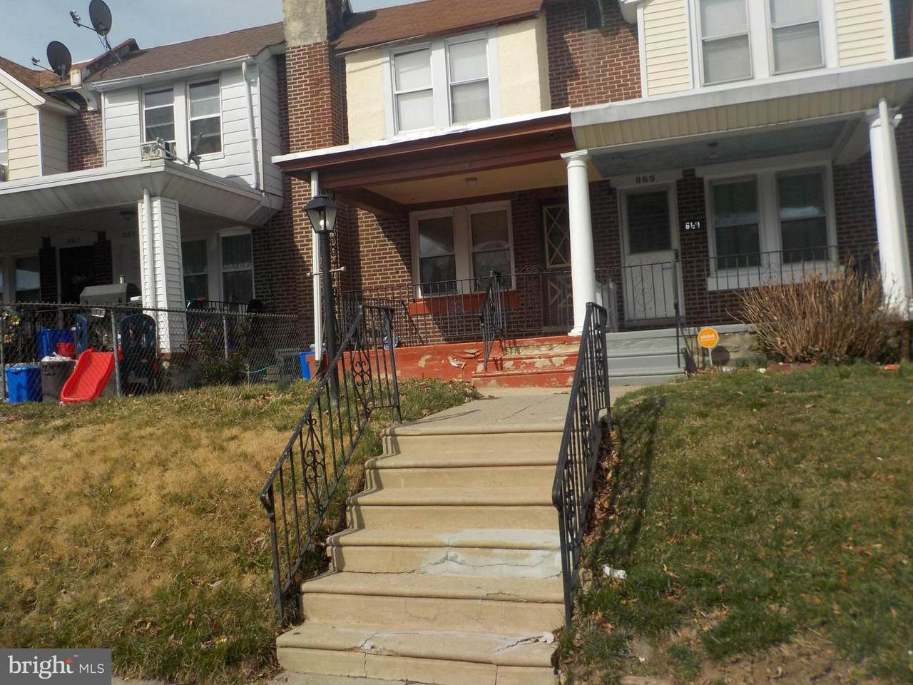 867 Price Street - Photo 1