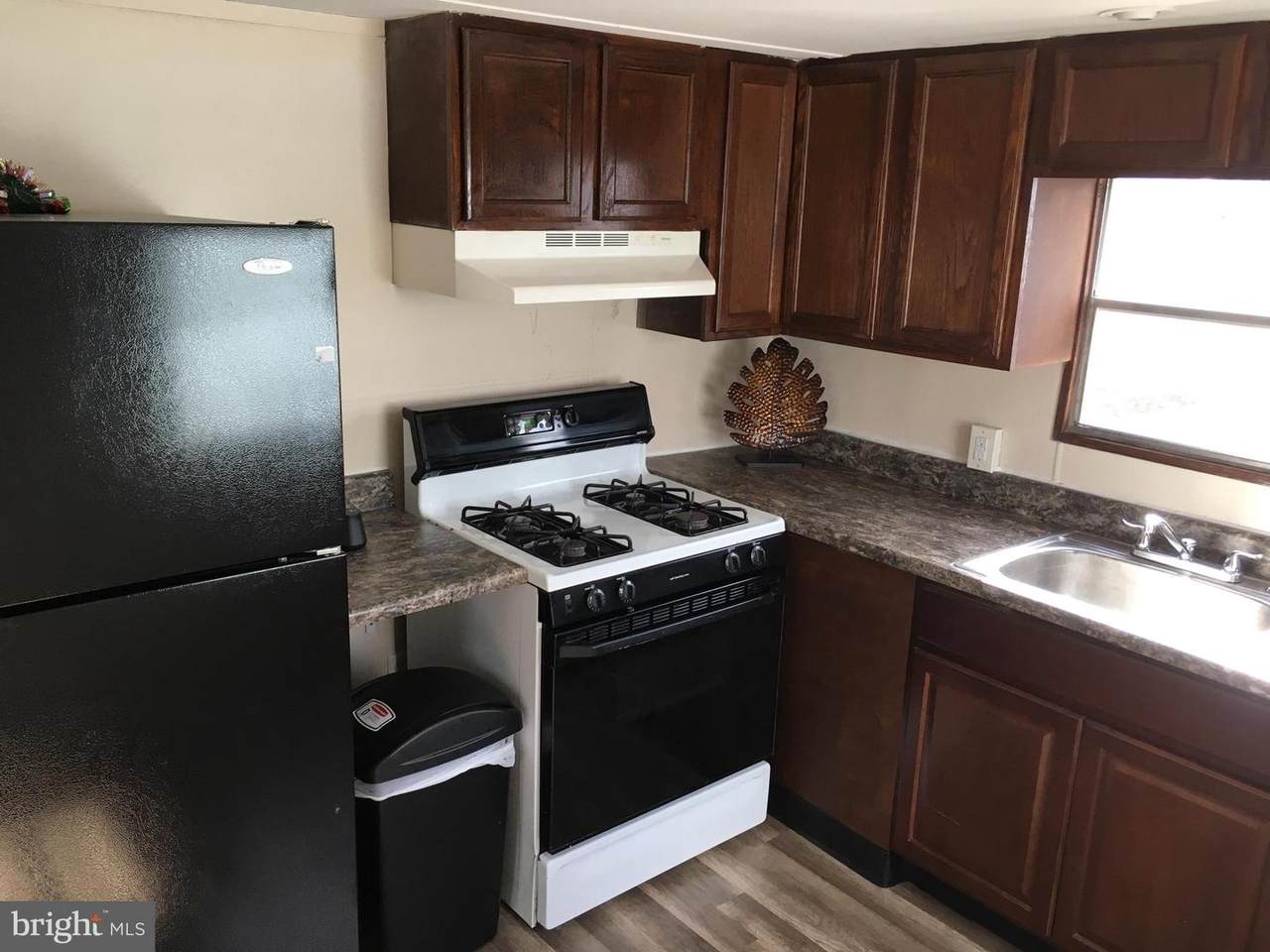 610 Sydwood Avenue - Photo 1