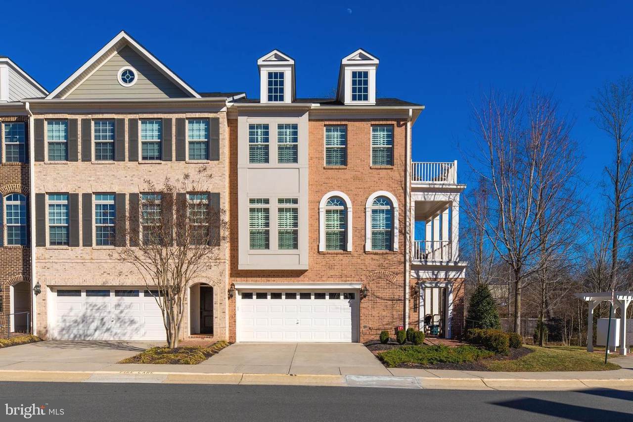 8015 Turtle Creek Circle - Photo 1