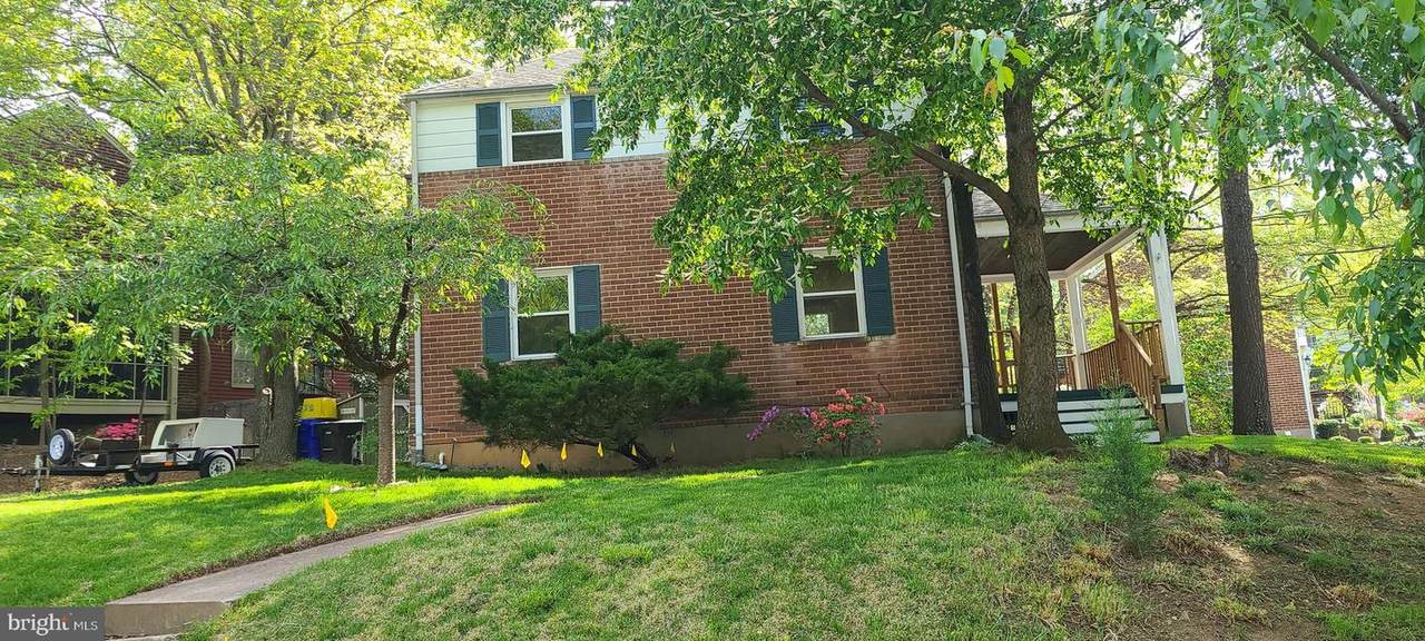 101 Greenbrier Street - Photo 1