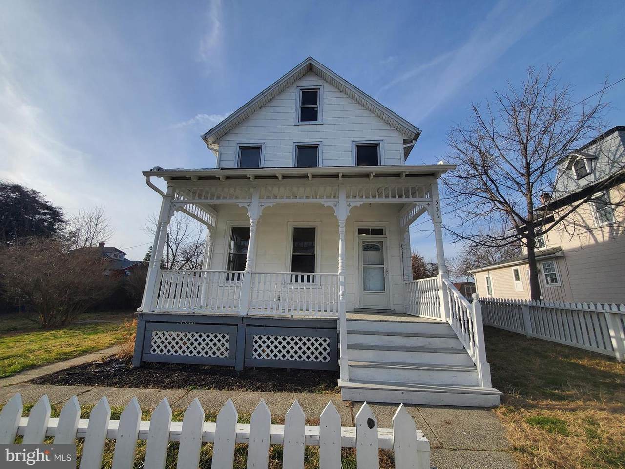 331 Elm Street - Photo 1