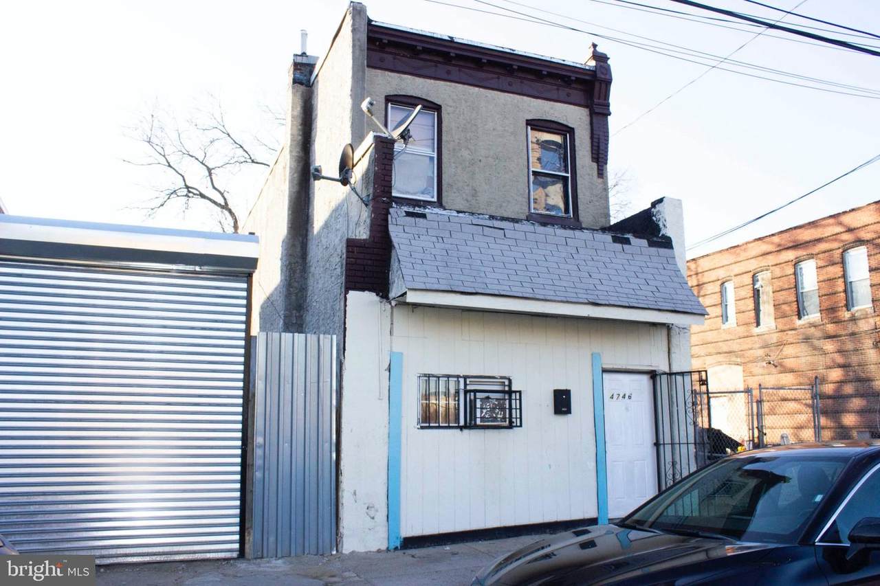 4746 11TH Street - Photo 1