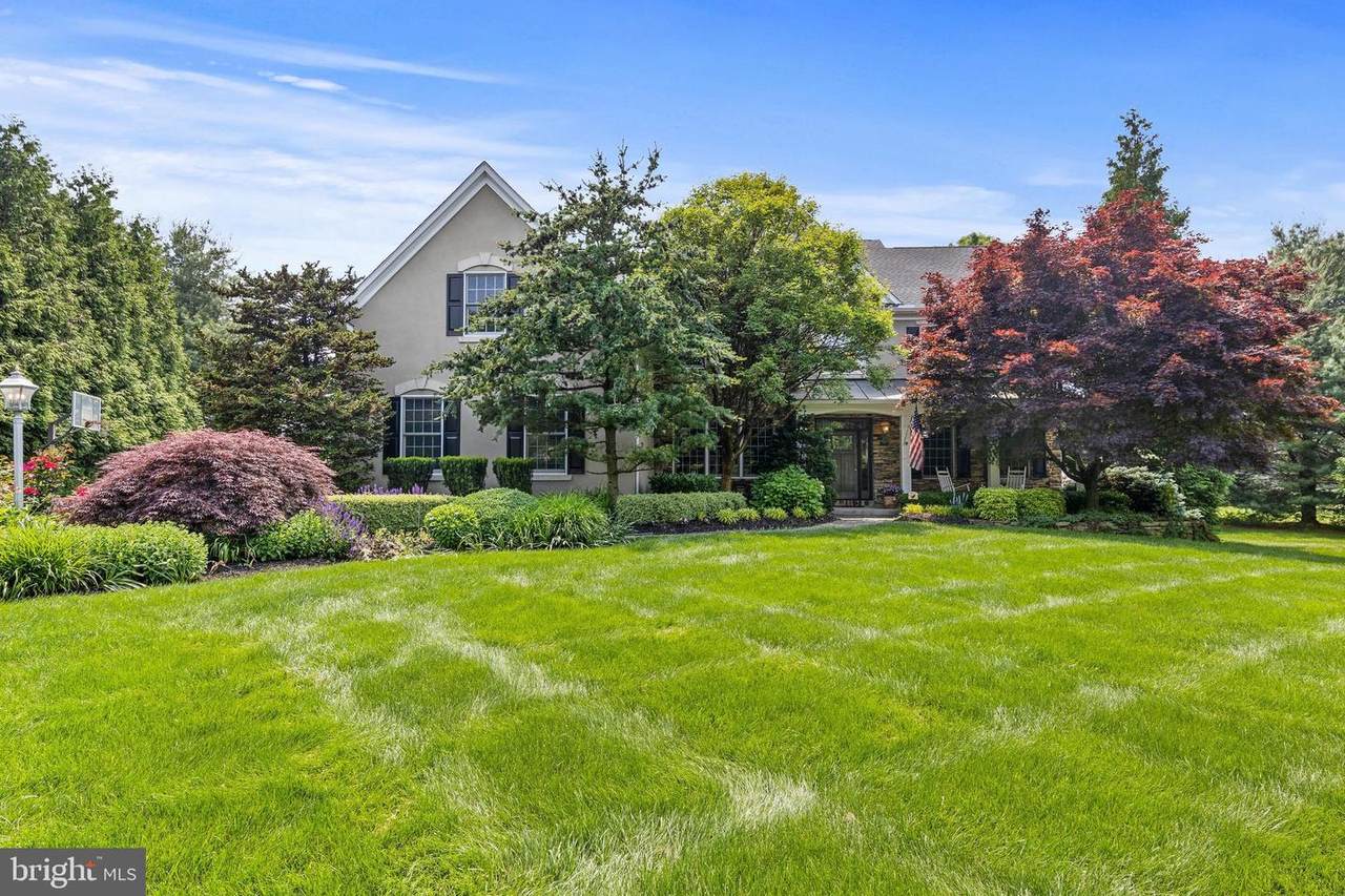 113 Interlachen Court - Photo 1