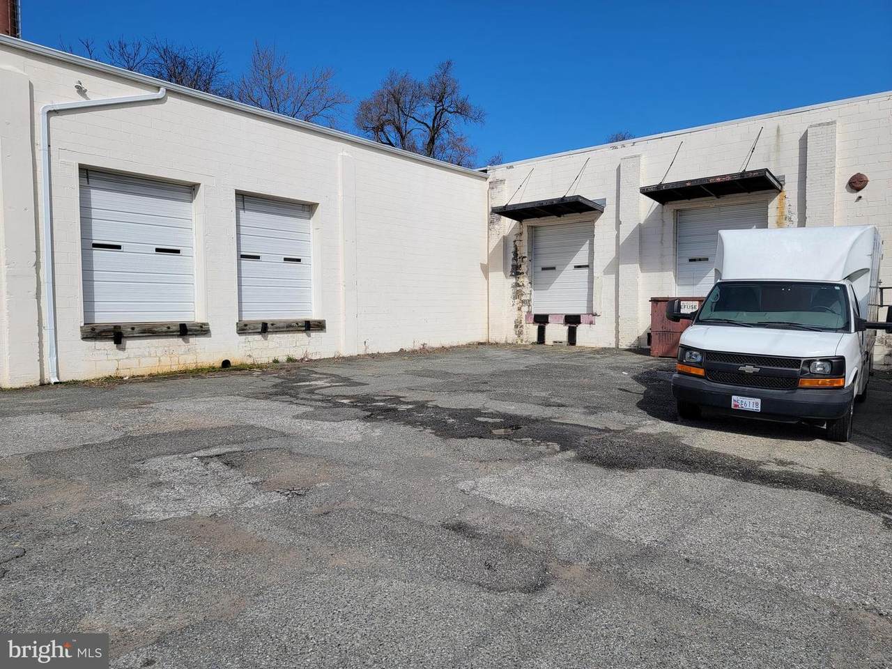 5014 46TH Avenue - Photo 1