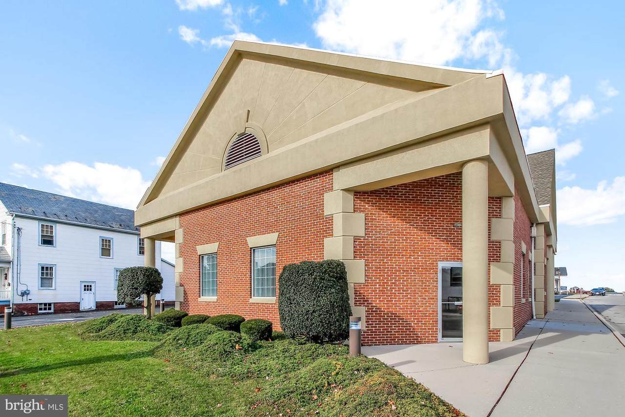 369 Main Street - Photo 1