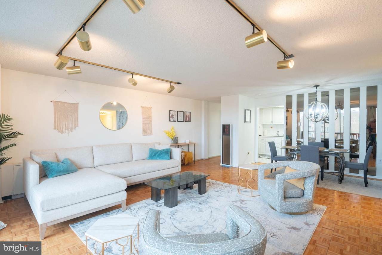 100 West Avenue - Photo 1