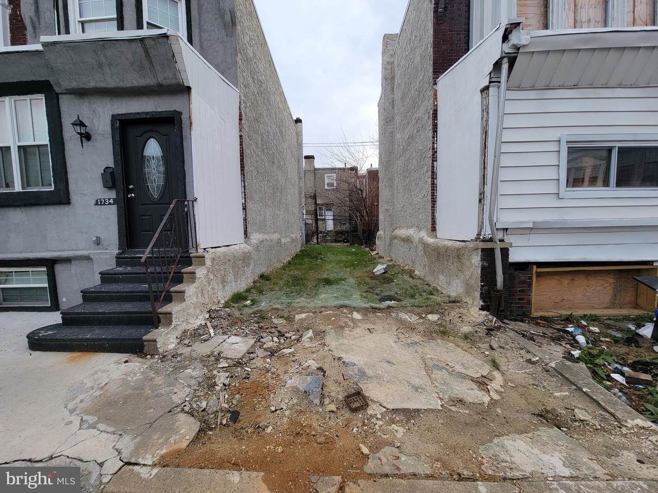 1732 Yewdall Street - Photo 1
