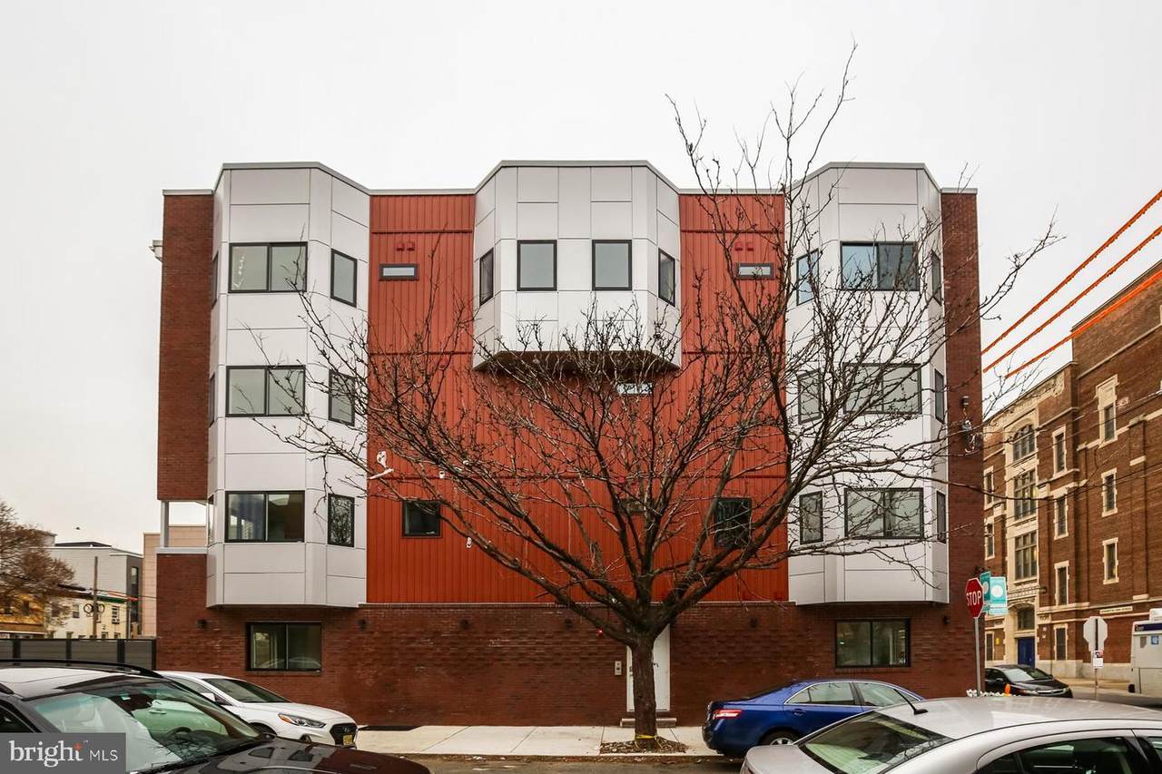 2088 Cumberland Street - Photo 1