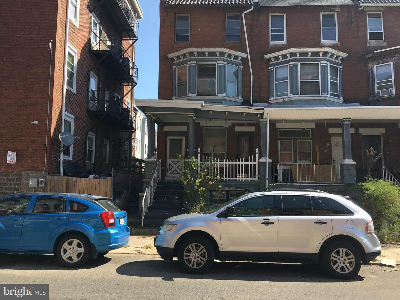 215 51ST Street - Photo 1