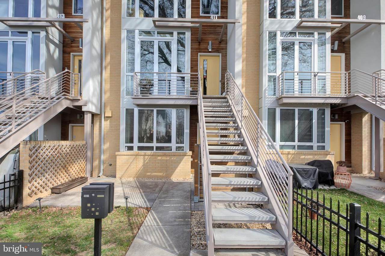 411 17TH Street - Photo 1