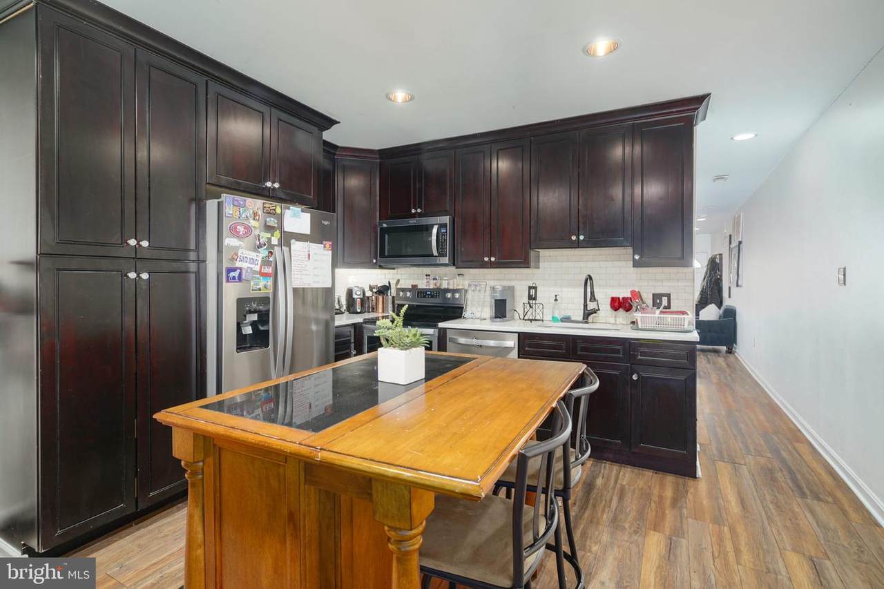 2213 17TH Street - Photo 1