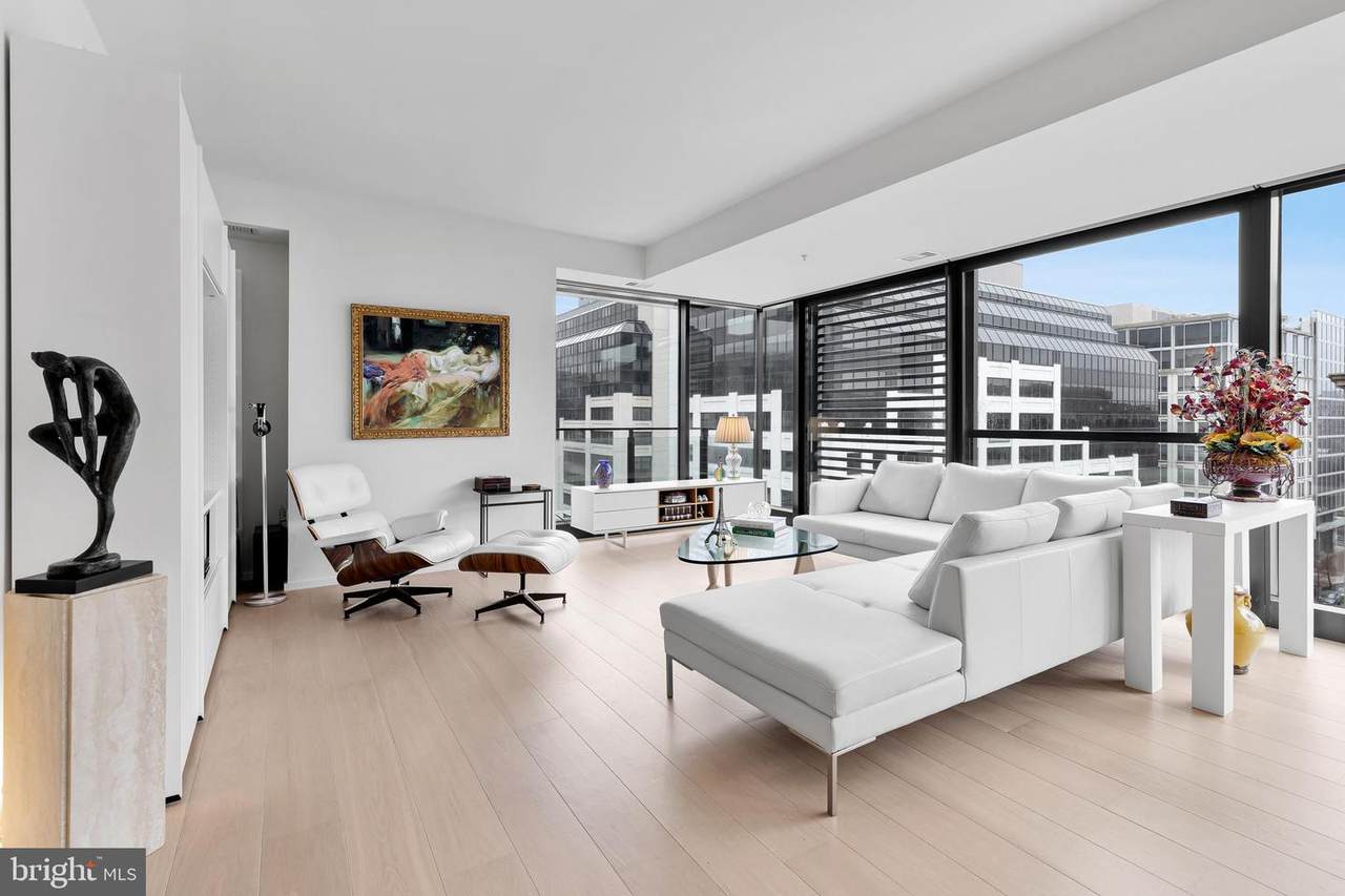 920 I Street - Photo 1