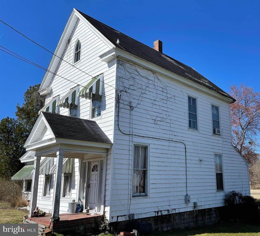 106 Front Street - Photo 1