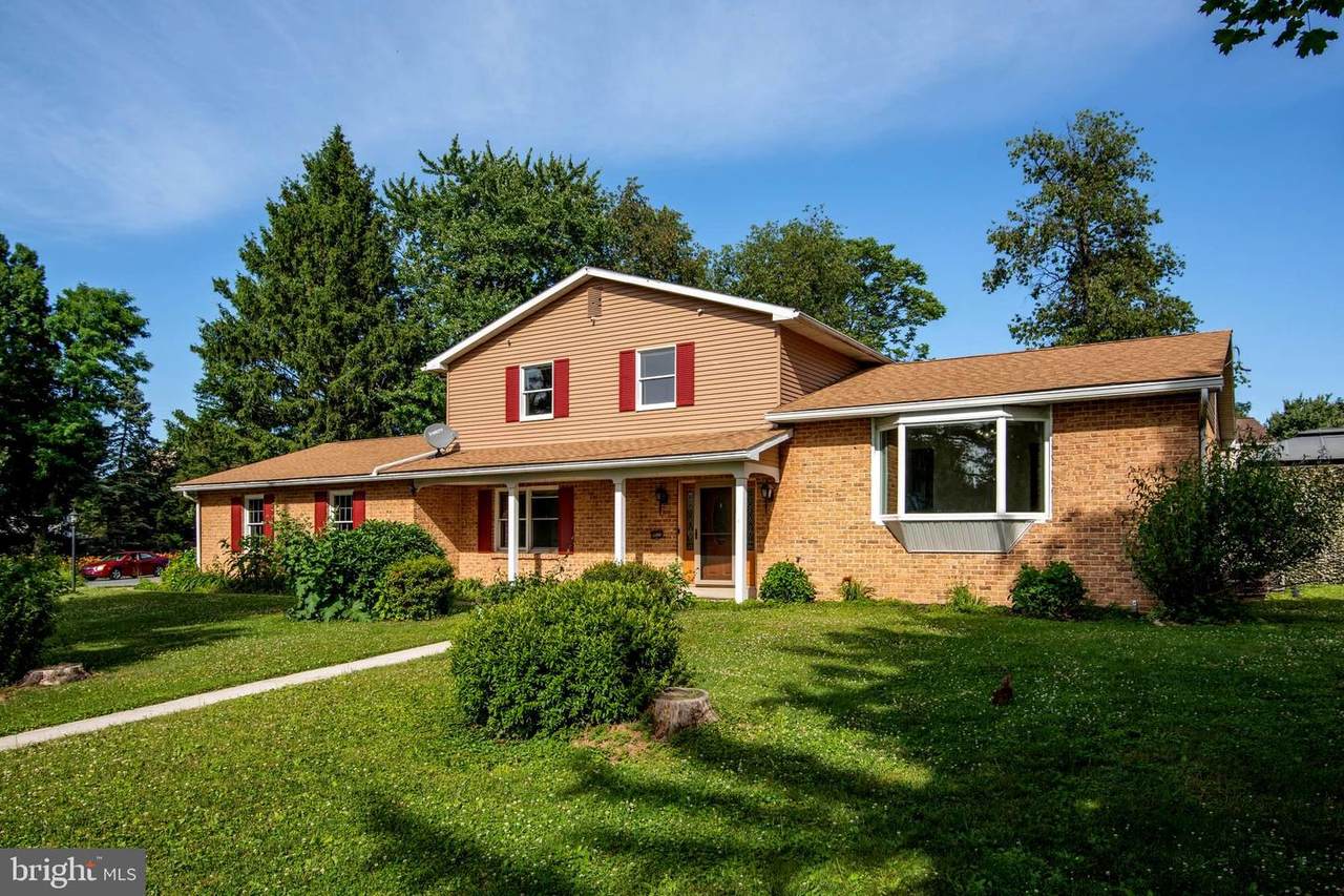 4429 Avon Drive - Photo 1