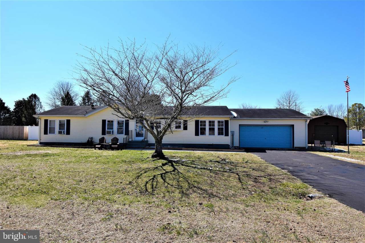 115 Holly Drive - Photo 1