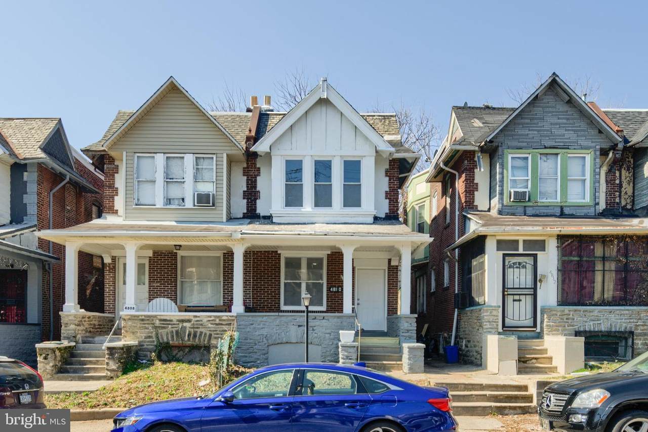 4810 10TH Street - Photo 1