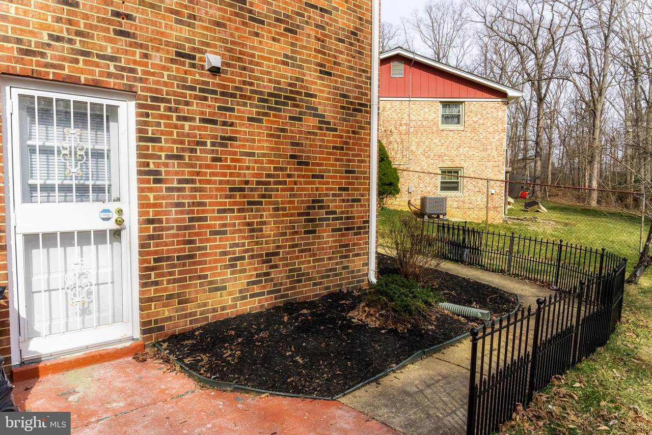 9405 Garden Circle - Photo 1
