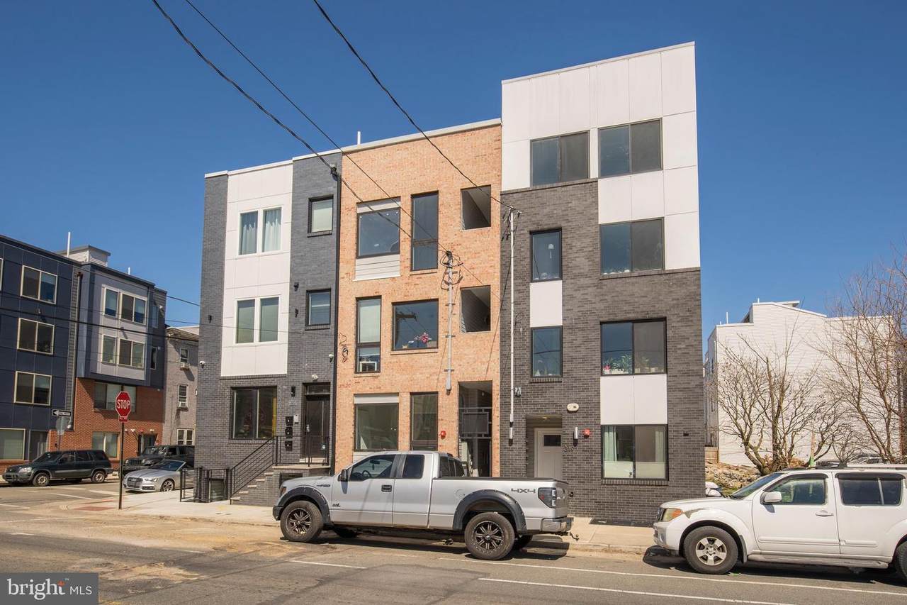 321 Berks Street - Photo 1