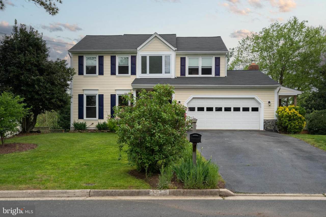 10858 Monticello Court - Photo 1