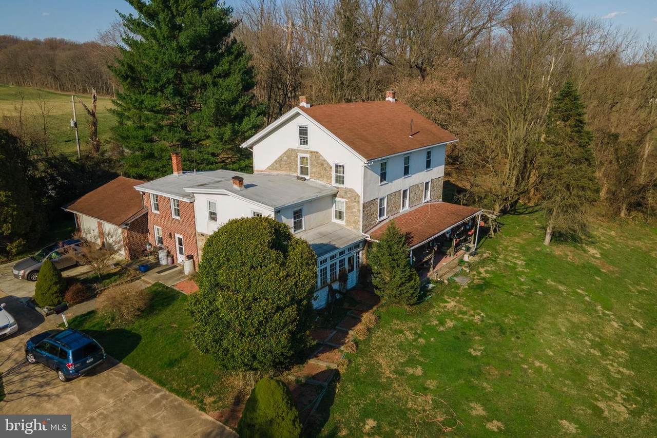 612 Woodview Road - Photo 1