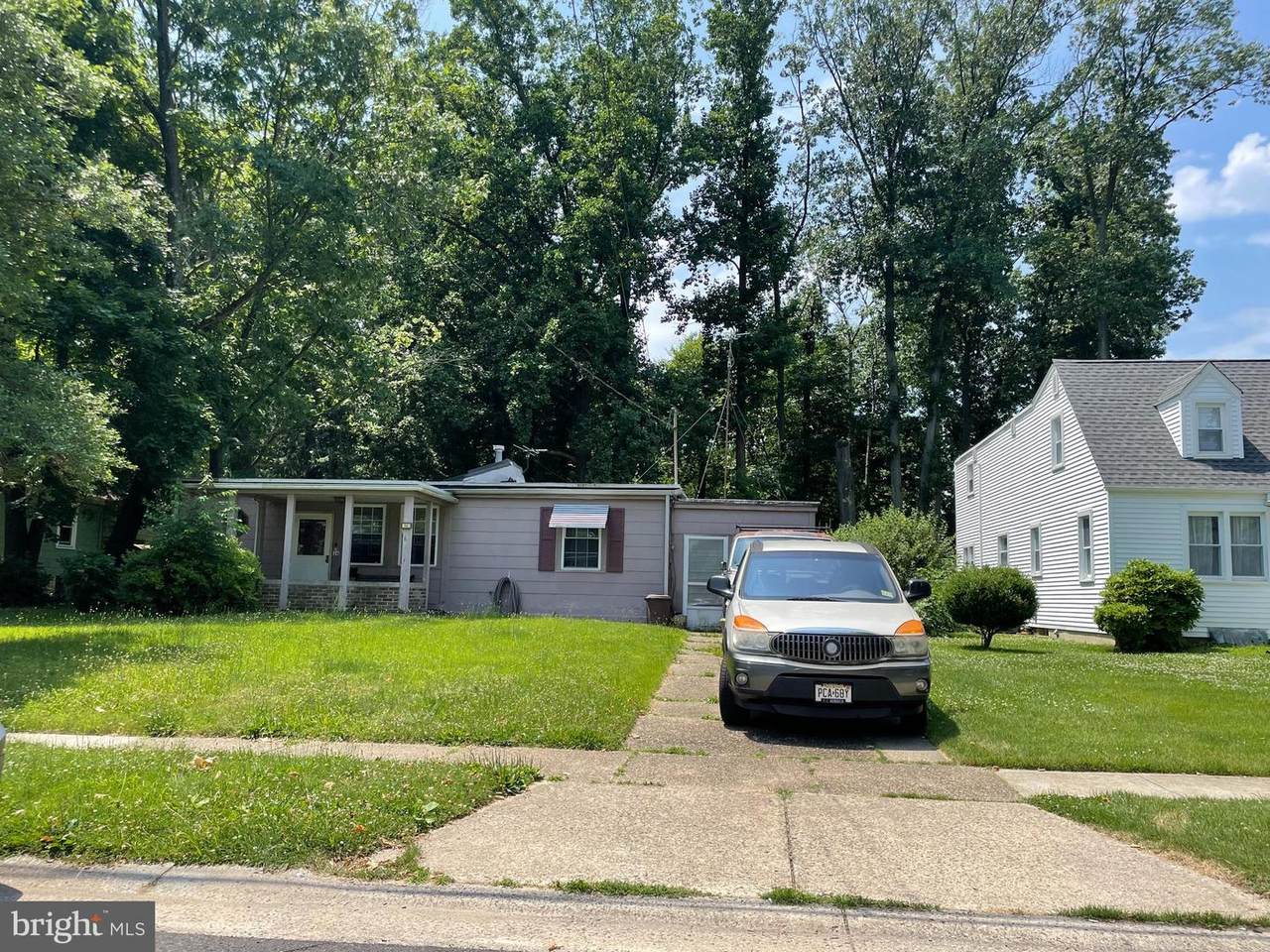36 Manor Avenue - Photo 1