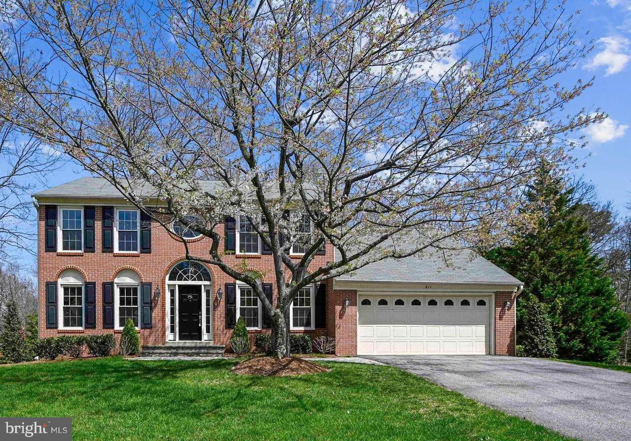 211 Finnegan Drive - Photo 1