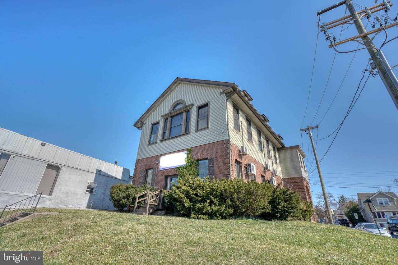 4701 Belair Road - Photo 1