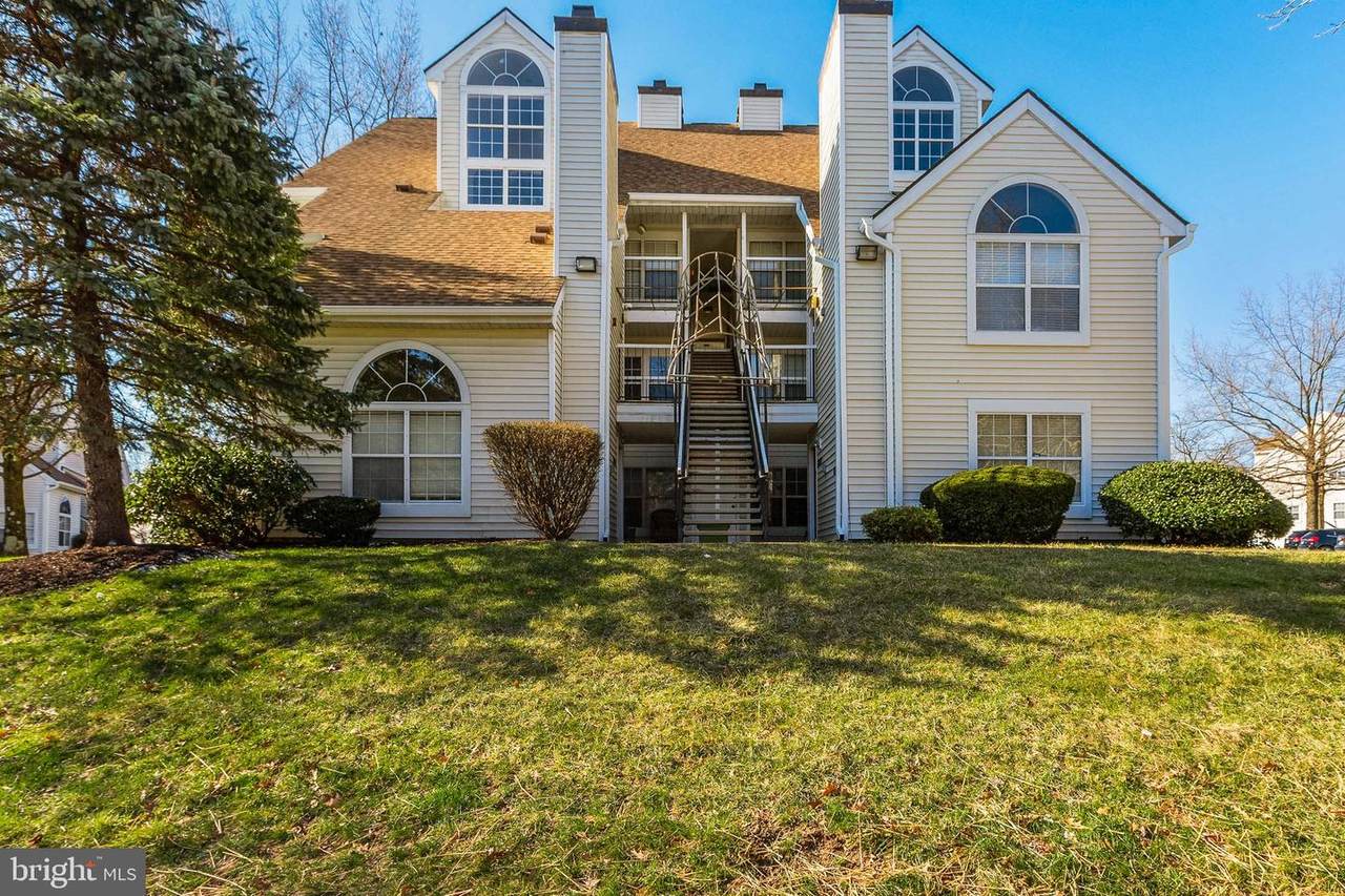 1121 Baybury Court - Photo 1