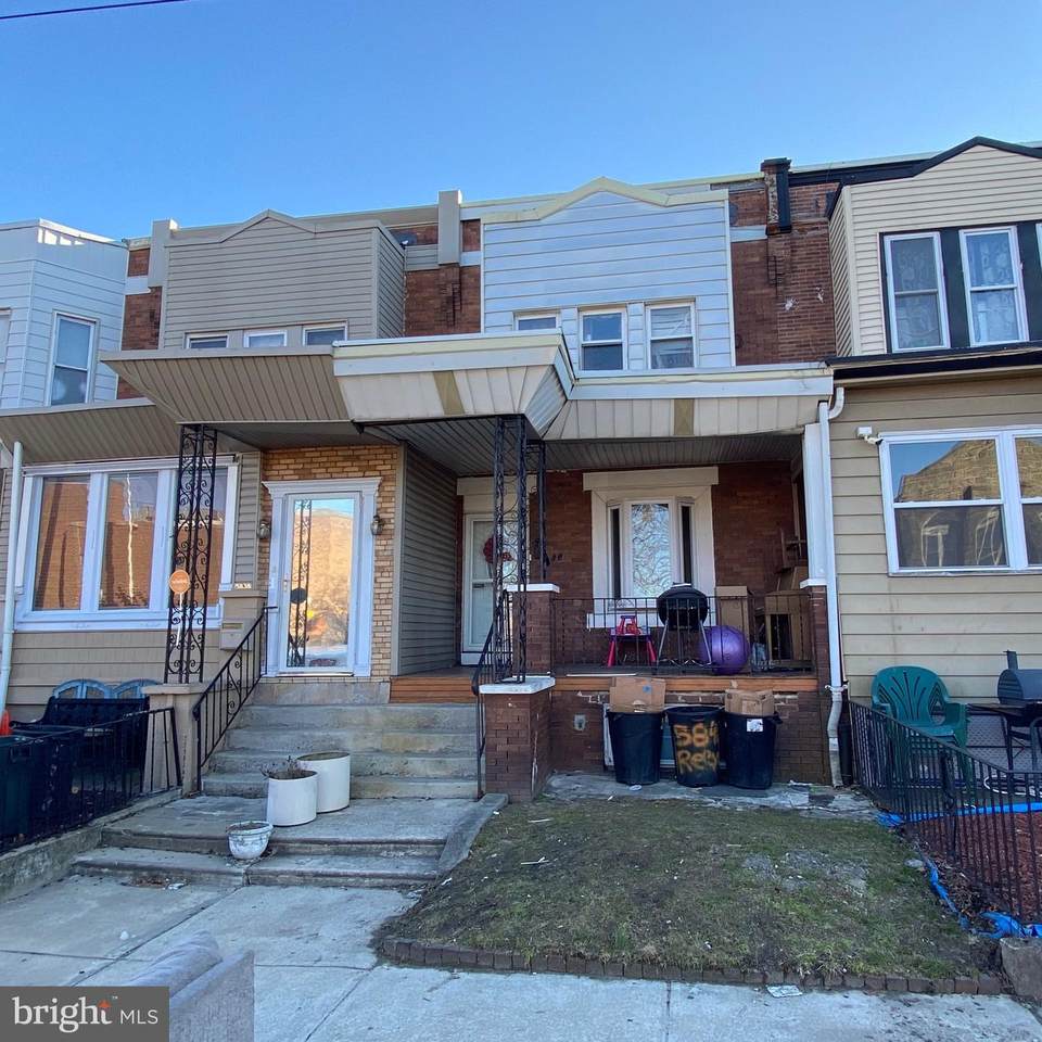 5840 Spruce Street - Photo 1