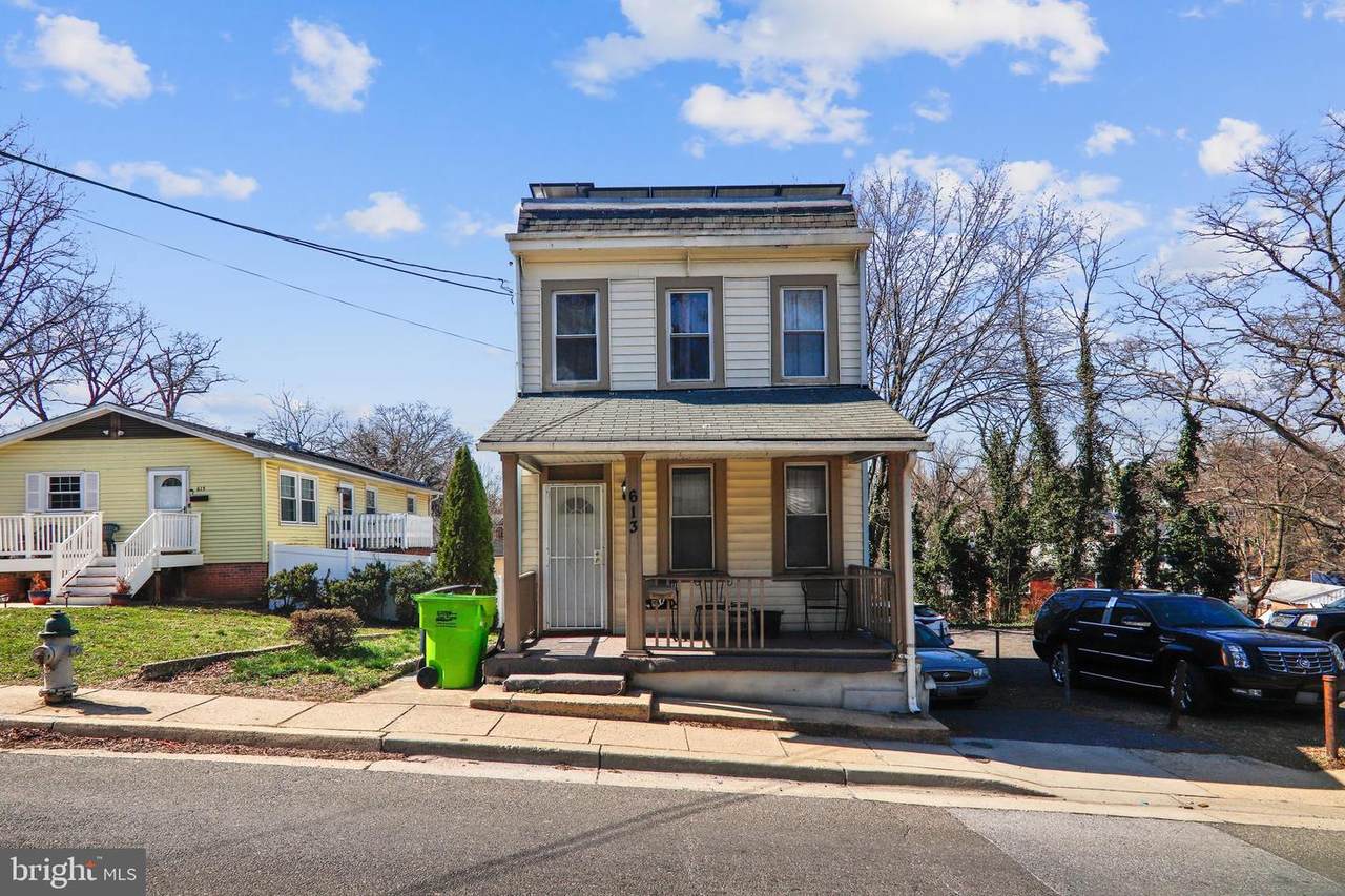 613 Larchmont Avenue - Photo 1