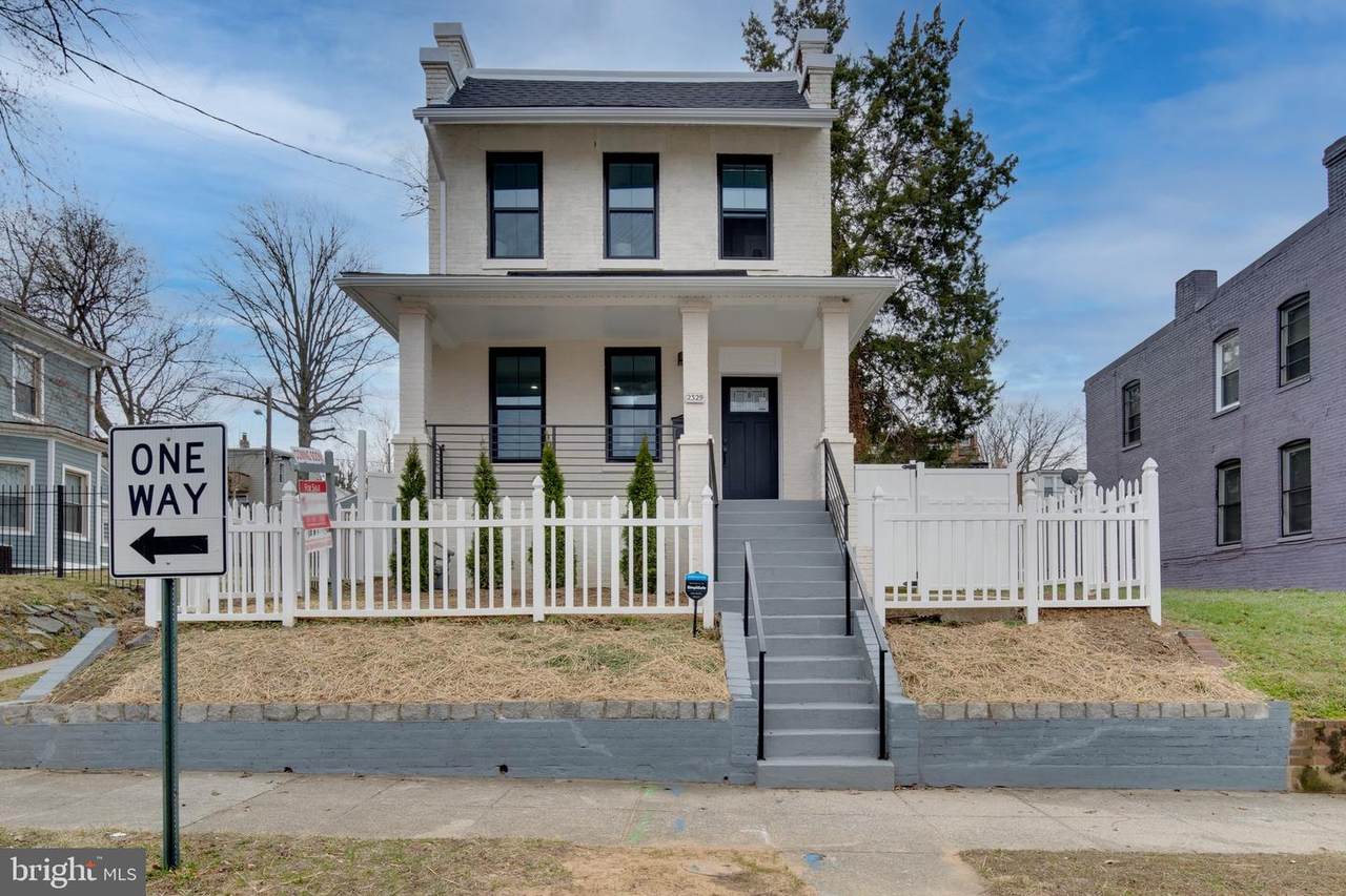 2329 Park Place - Photo 1