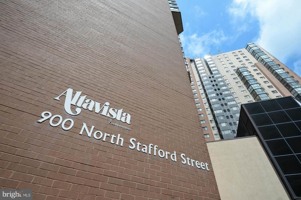 900 Stafford Street - Photo 1
