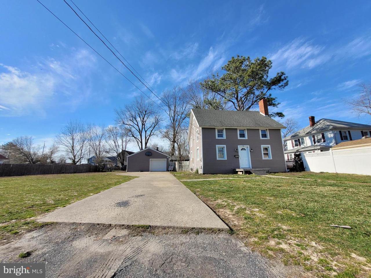 124 Locust Street - Photo 1