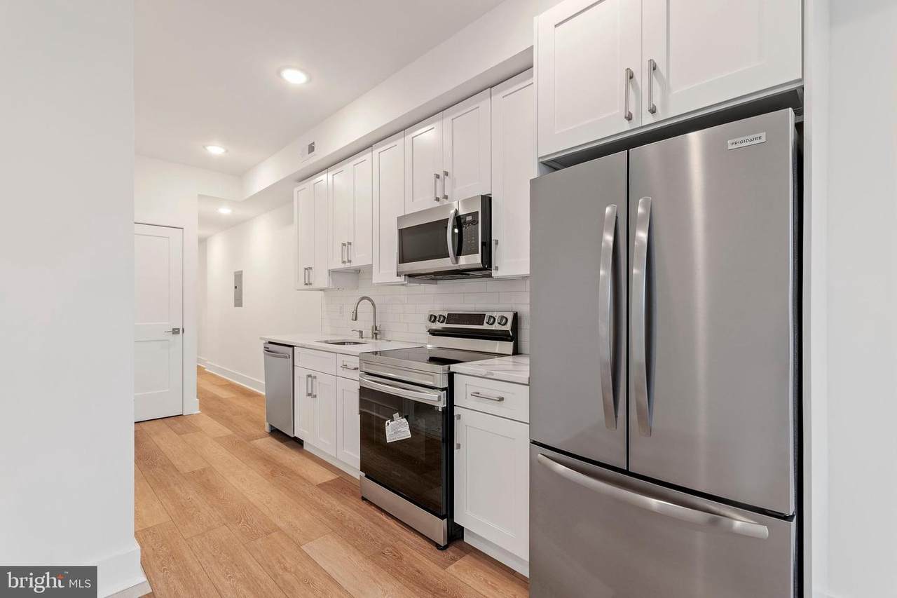 2904 Diamond Street - Photo 1