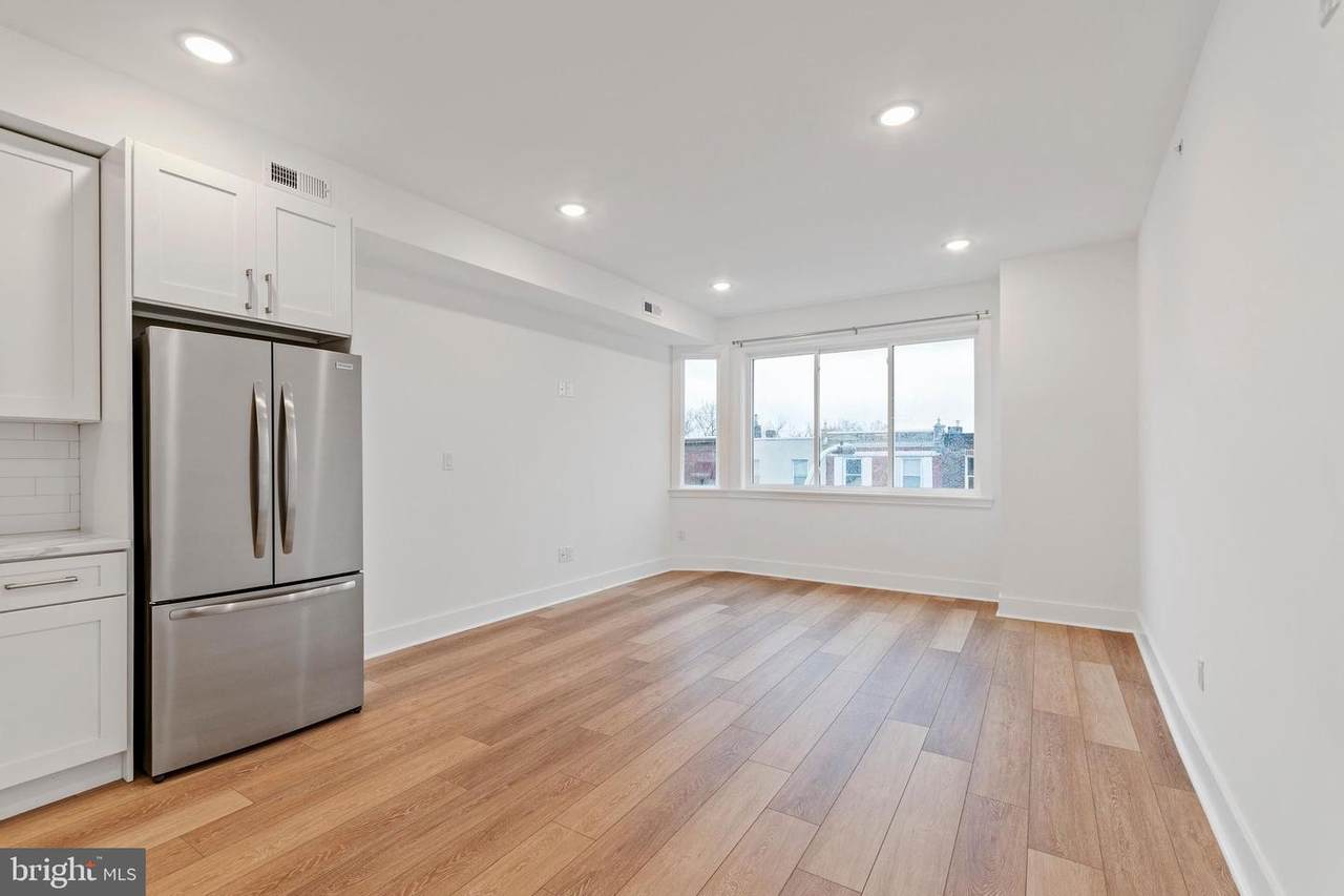 2904 Diamond Street - Photo 1