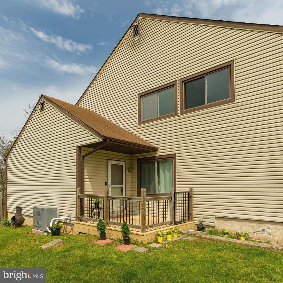 421 Bridge Street - Photo 1