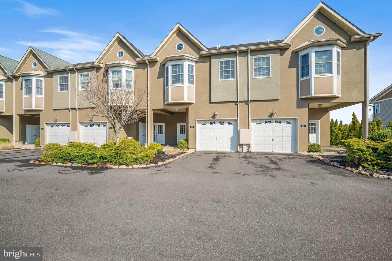 203 Corsair Drive - Photo 1
