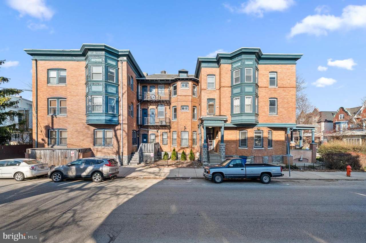 600 49TH Street - Photo 1