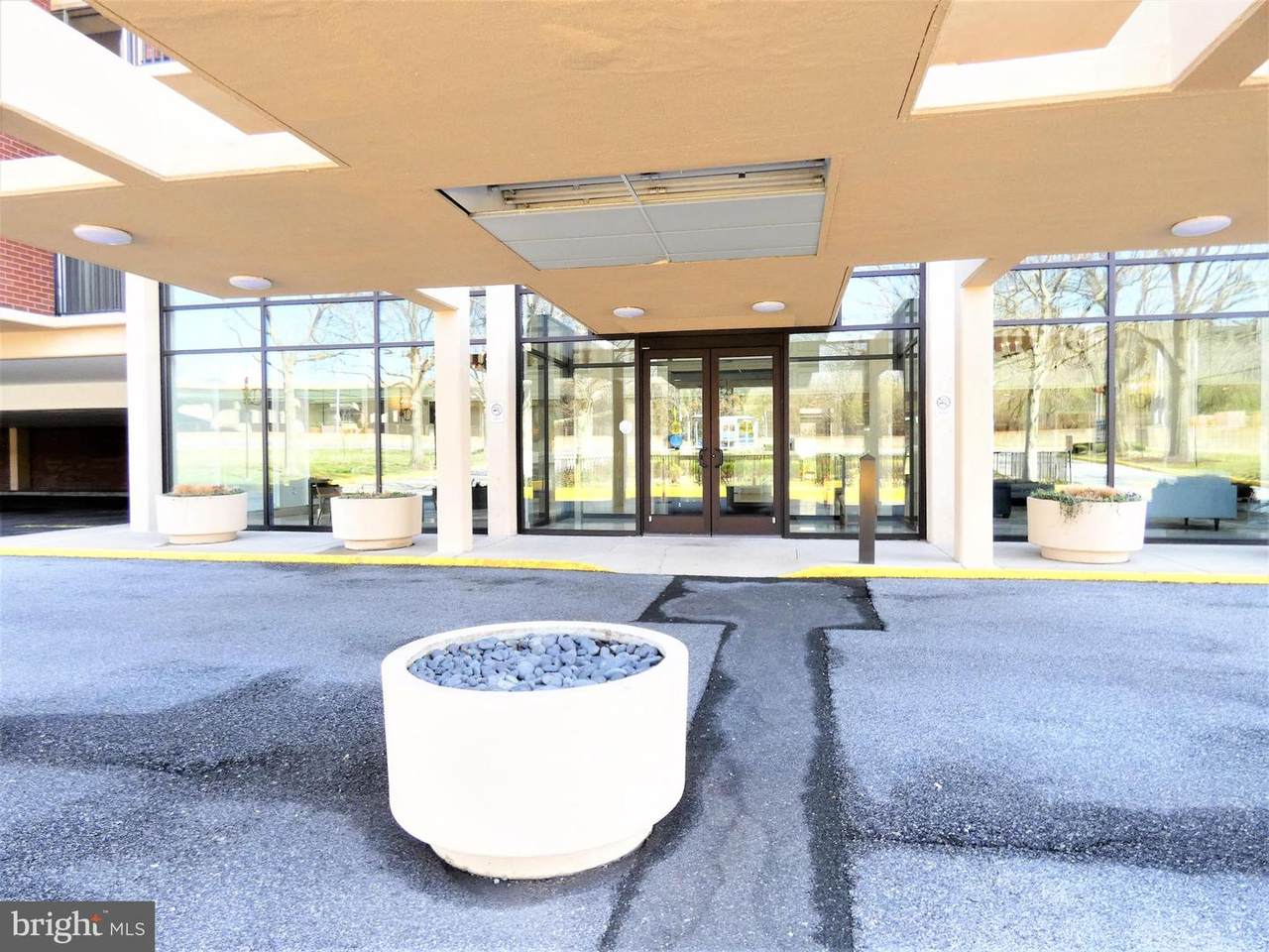 1300 Army Navy Drive - Photo 1