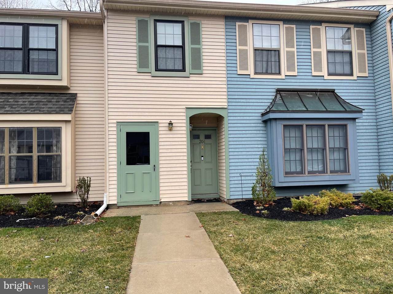 203 Wyndham Place - Photo 1