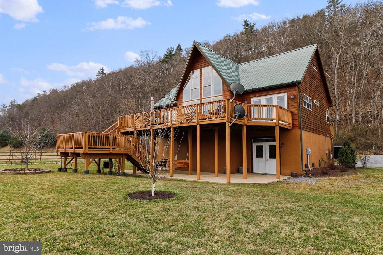 131 Deer Meadow Road - Photo 1