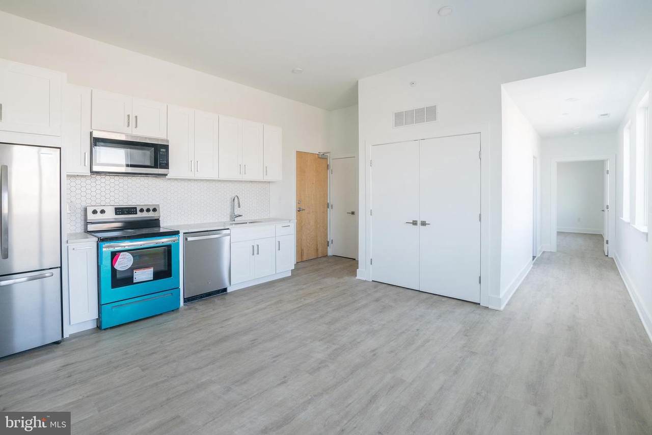 2201 Washington Avenue - Photo 1